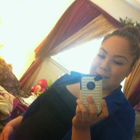 Meet your Posher, Violette - Picture 1 of 1